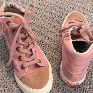 High top tennis shoes